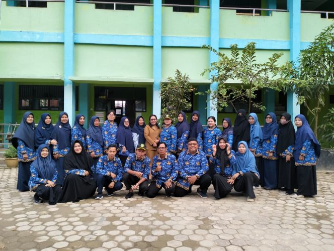 
 Seragam KORPRI: Benang Pengikat Kebanggaan di Setiap 17